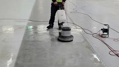 Simsek Clean UG – Glas und Gebäudereinigung